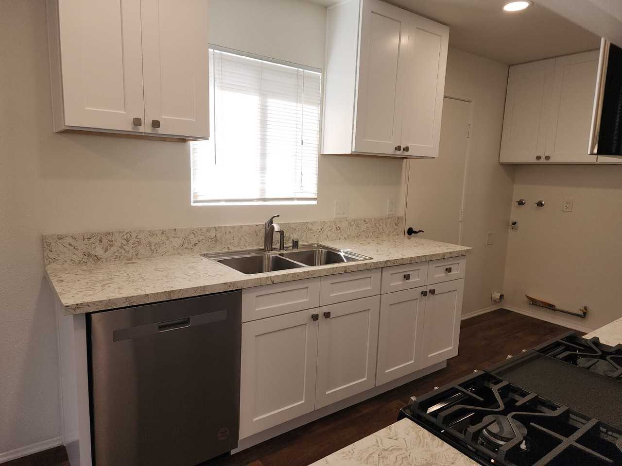 3297 Isabella Dr - Photo 6 of 23