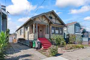 featured image of 5737 Gaskill St