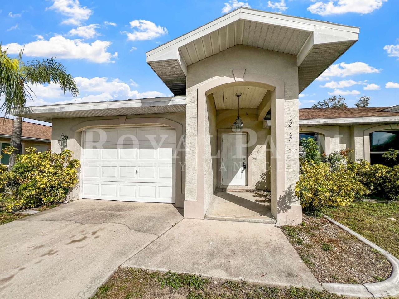 1215 Se 8th Ave - Photo 2 of 35