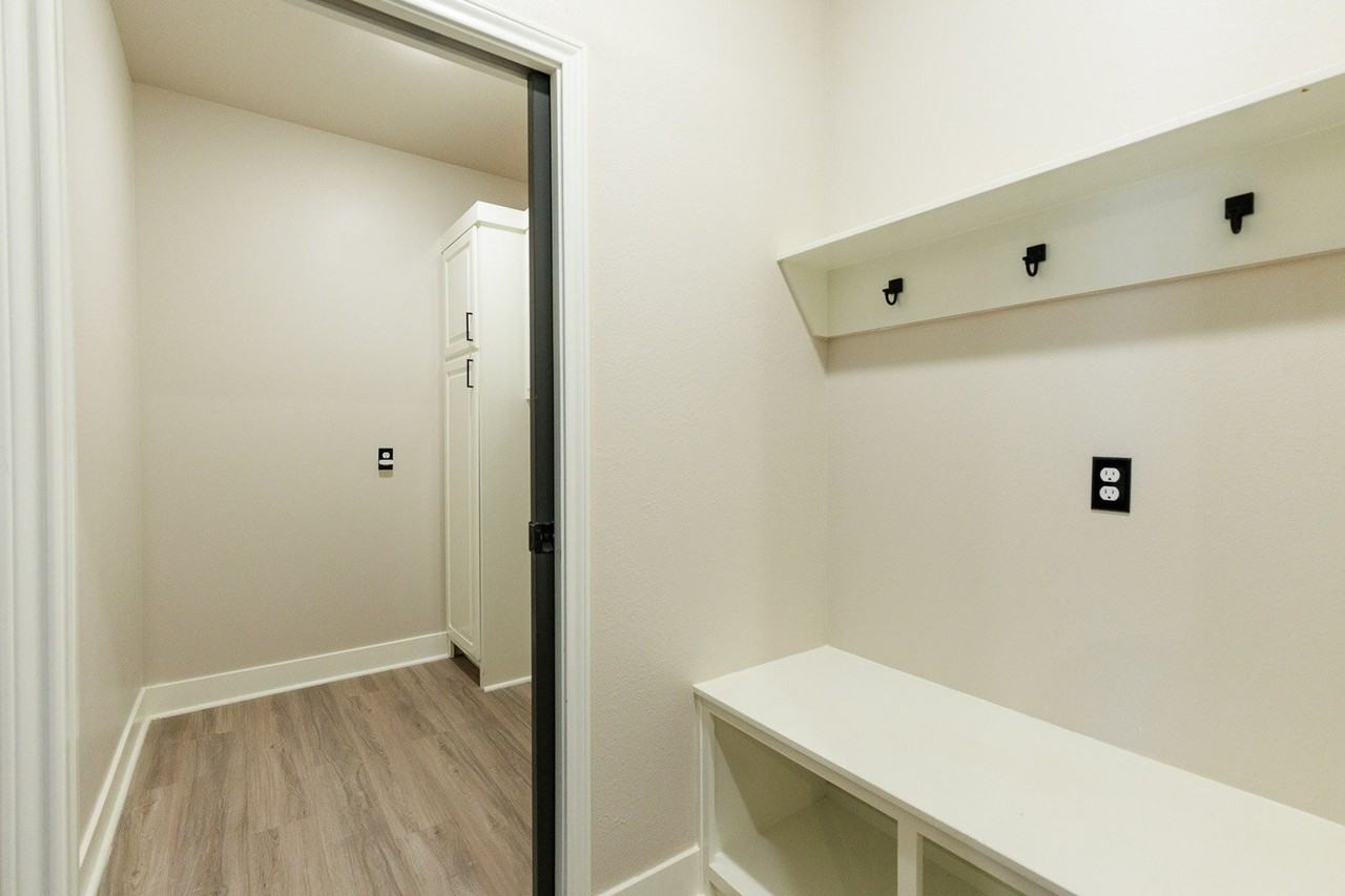 5825 Grinnell St - Photo 5 of 42