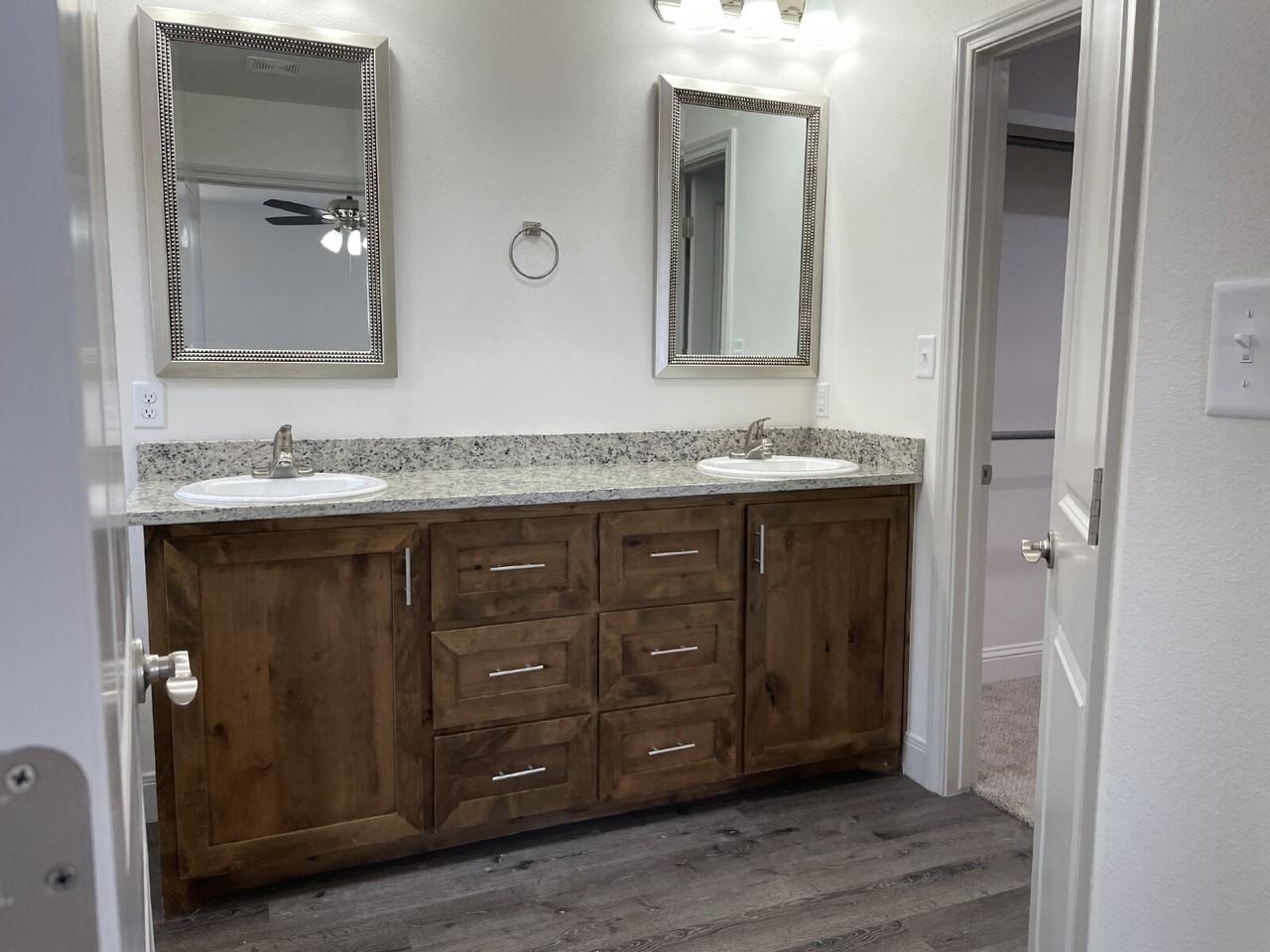 7219 23rd St - Photo 6 of 12