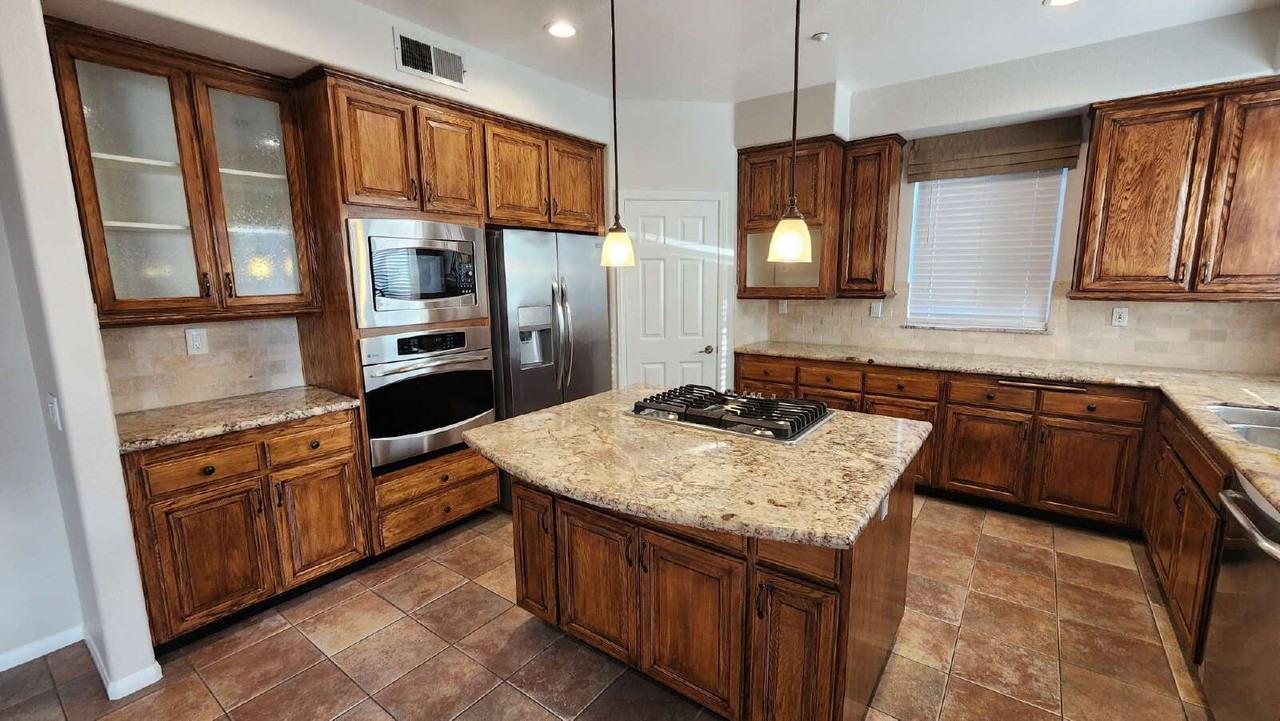 2295 Orchard View Ln - Photo 3 of 50