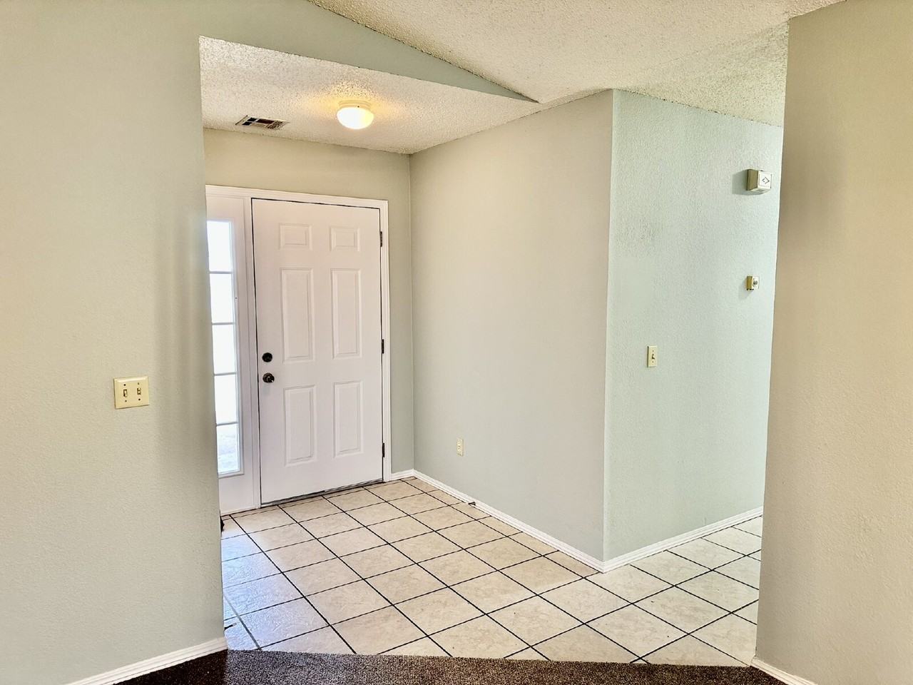 639 E Highway 264 - Photo 3 of 25