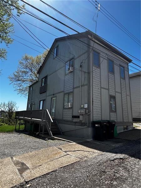 107 Shoup St - Photo 2 of 50