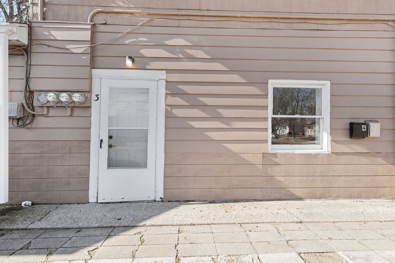 906 E Pine St Apt 3 - Photo 5 of 17