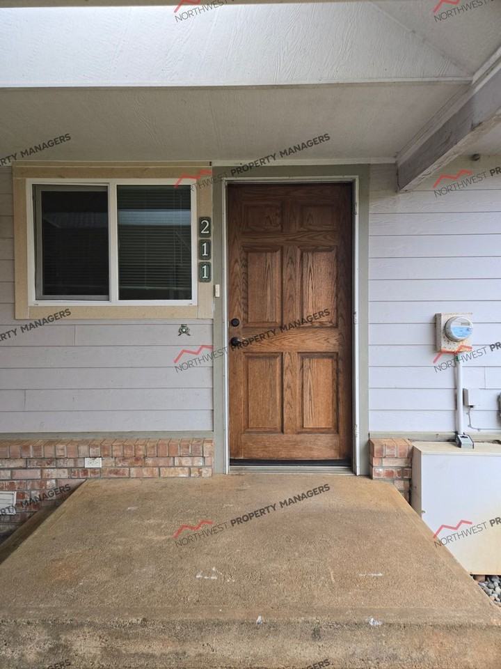 211-8 Guiberson Rd - Photo 3 of 49