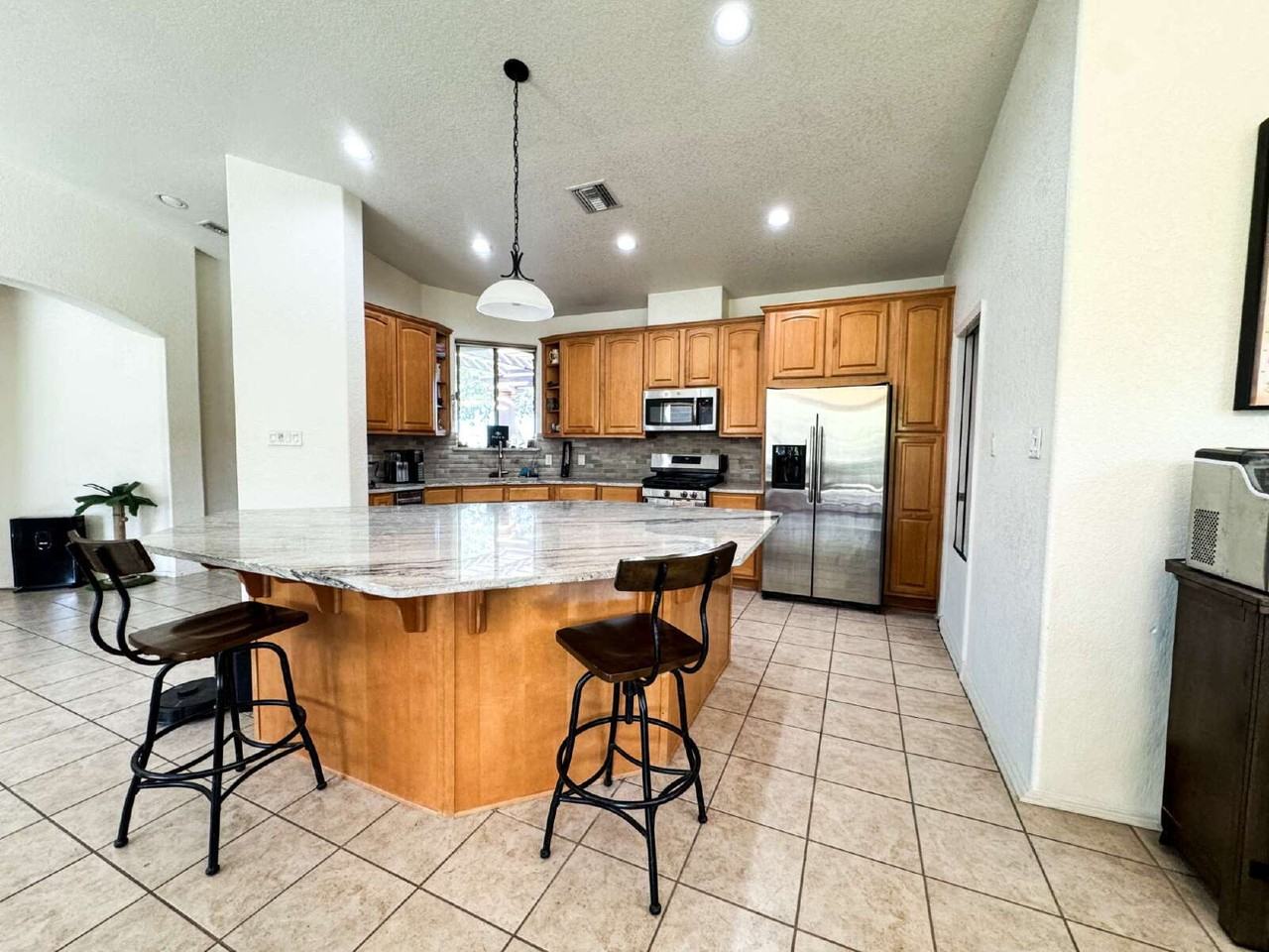 2683 S Terrace Ave - Photo 6 of 18