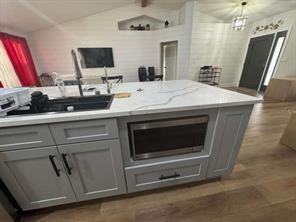 2045 Jan Lan Blvd - Photo 6 of 31