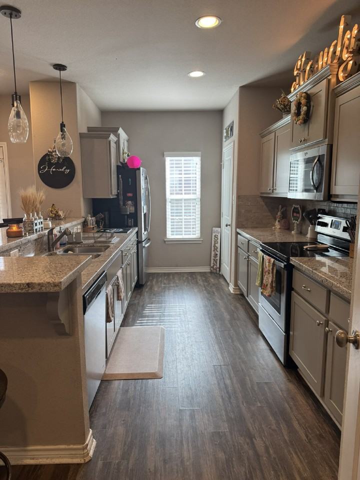 3400 Summerway Dr - Photo 4 of 18