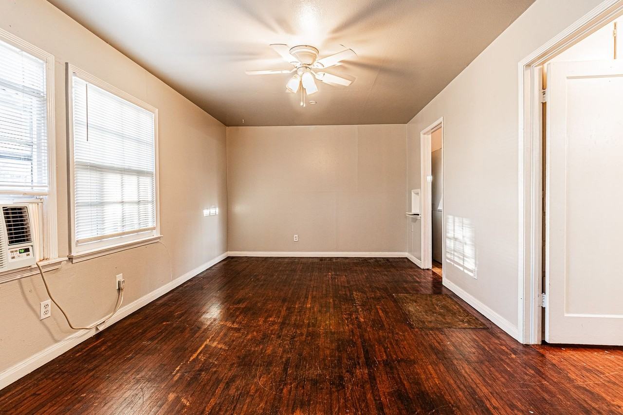 549 E Indian Dr - Photo 5 of 50