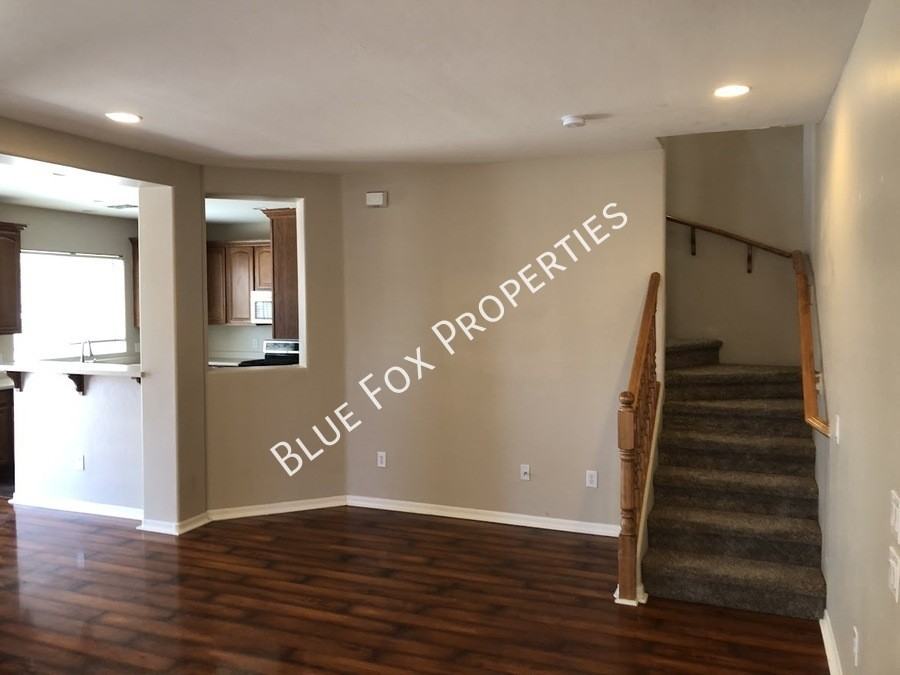 4810 E Orchard Grass Dr - Photo 4 of 31