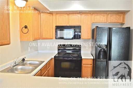 888 N 1125 W - Photo 4 of 19