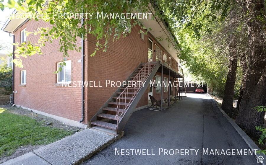 938 E Lowell Ave #3 - Photo 2 of 11