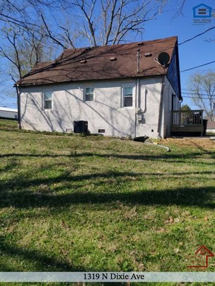 1319 N Dixie Ave - Photo 6 of 15