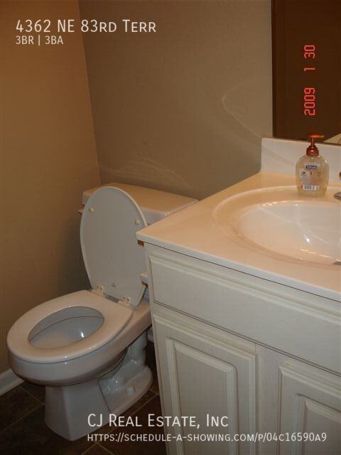 4362 Ne 83rd Ter #4362NE83TE - Photo 5 of 8