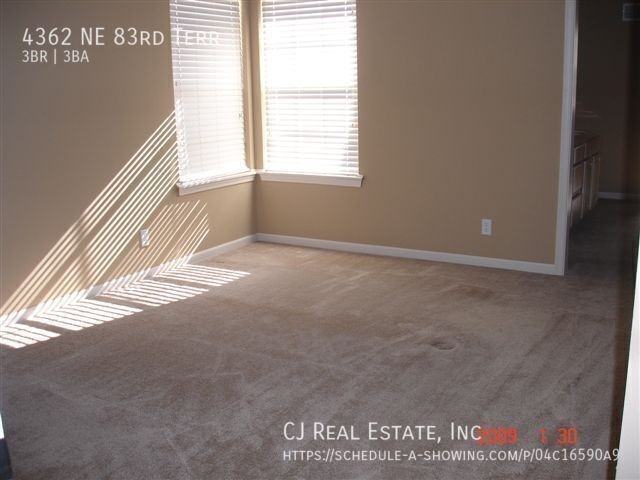 4362 Ne 83rd Ter #4362NE83TE - Photo 6 of 8