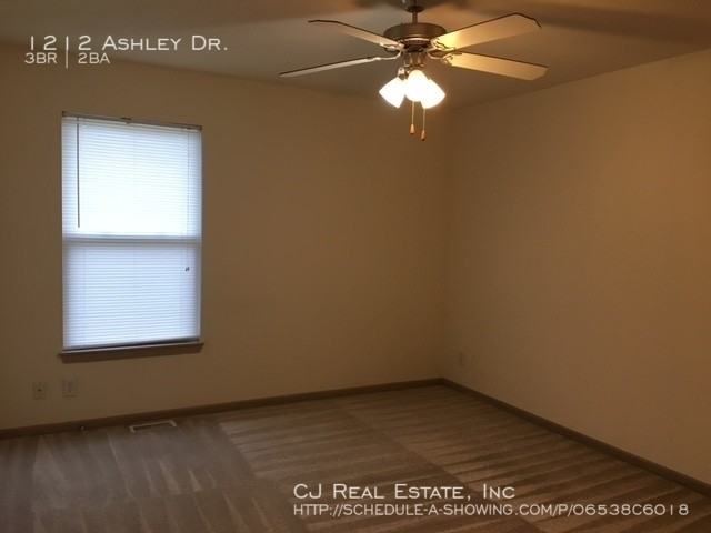 1212 Nw Ashley Dr - Photo 4 of 10
