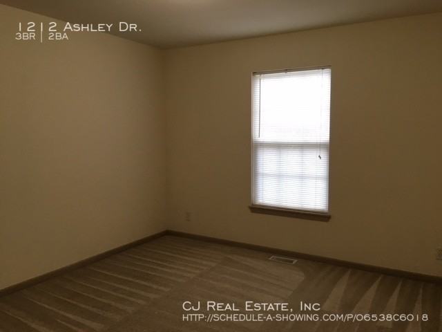 1212 Nw Ashley Dr - Photo 5 of 10