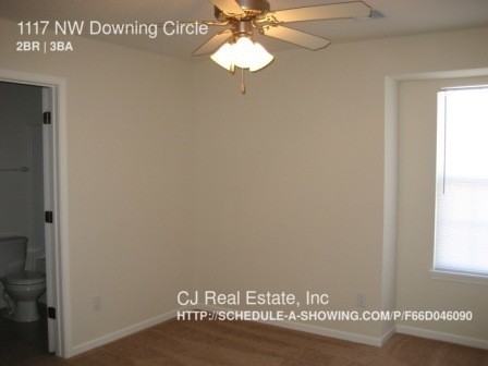 1117 Nw Downing Cir - Photo 5 of 5