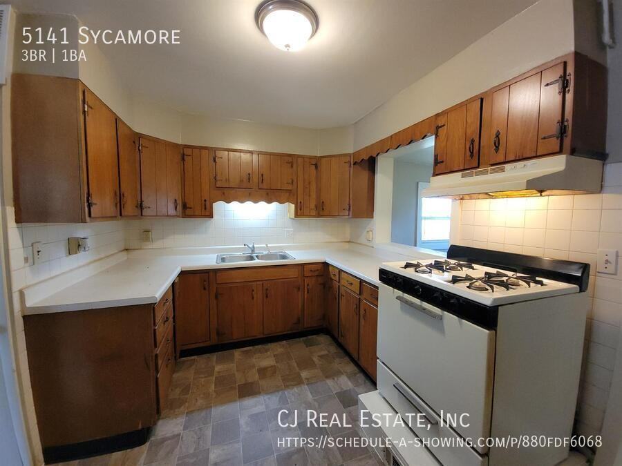 5141 Sycamore Ave - Photo 4 of 10