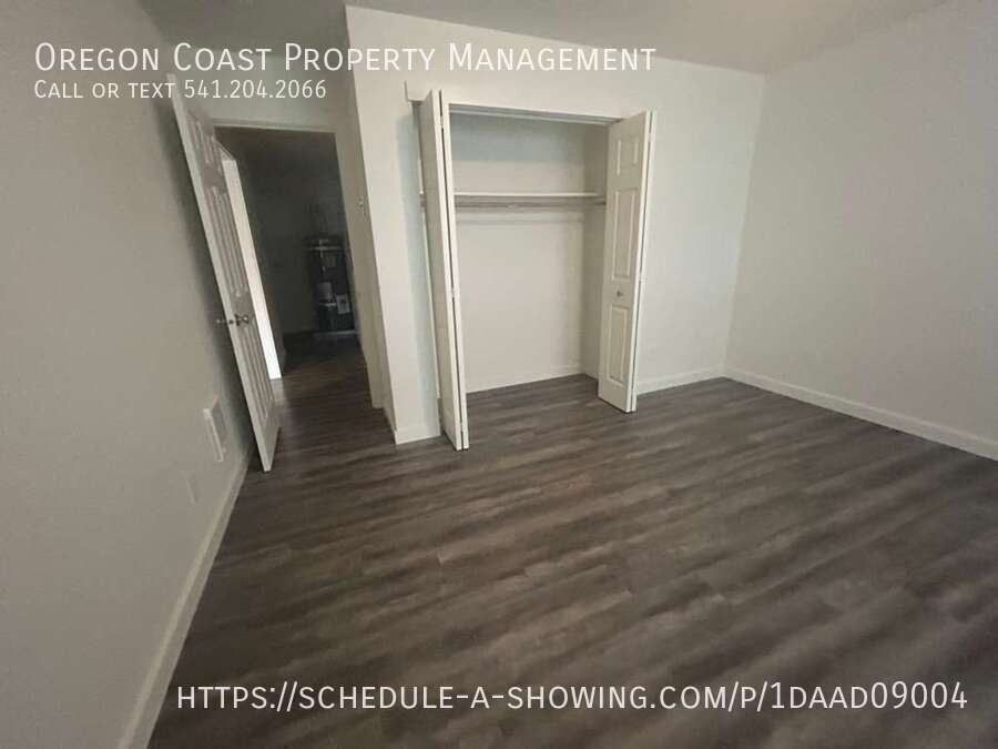 170 Sw Strawberry Ln #D - Photo 4 of 7