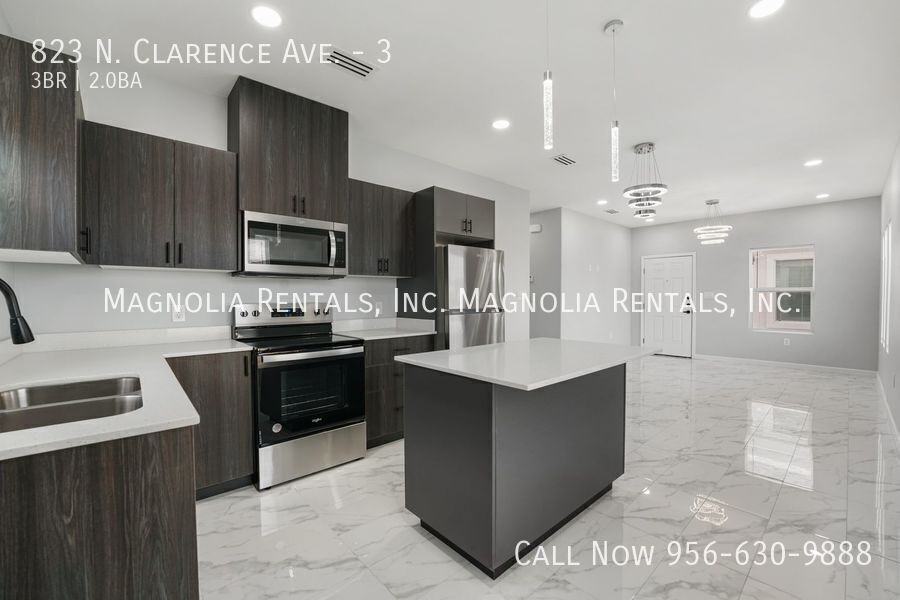 823 N Clarence Ave #3 - Photo 6 of 18