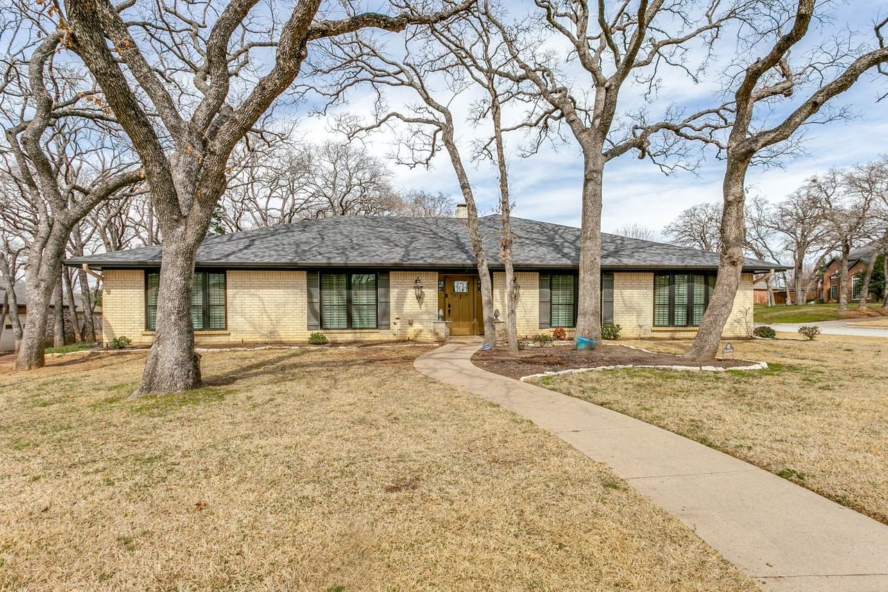 412 Briarcliff Ct - Photo 3 of 36