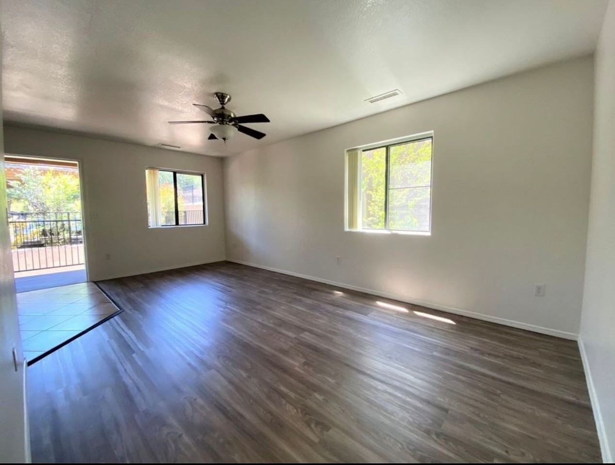 1001 E Goodwin St #202 - Photo 5 of 18