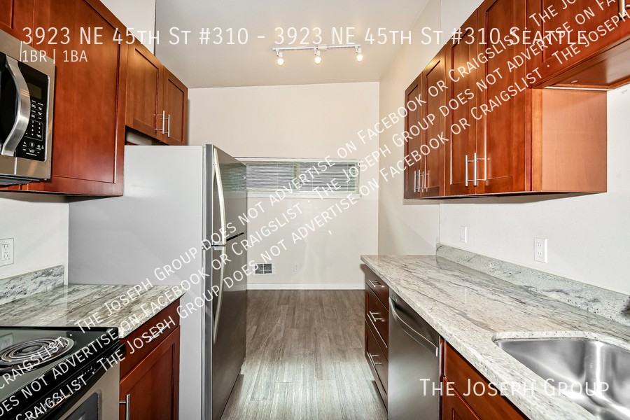 3923 Ne 45th St - Photo 7 of 16