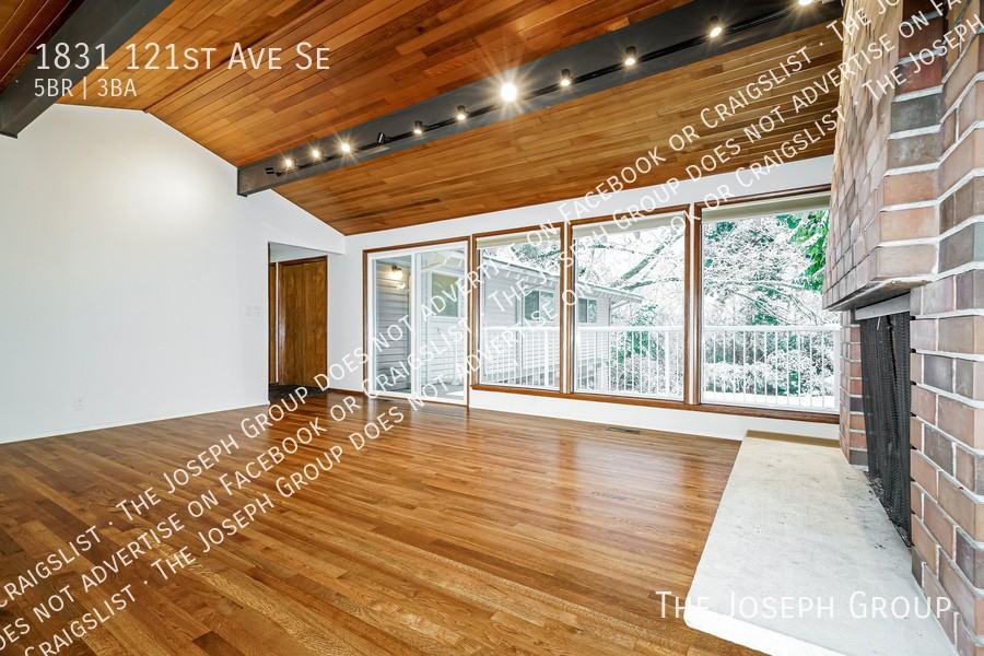 1831 121st Ave Se - Photo 3 of 32