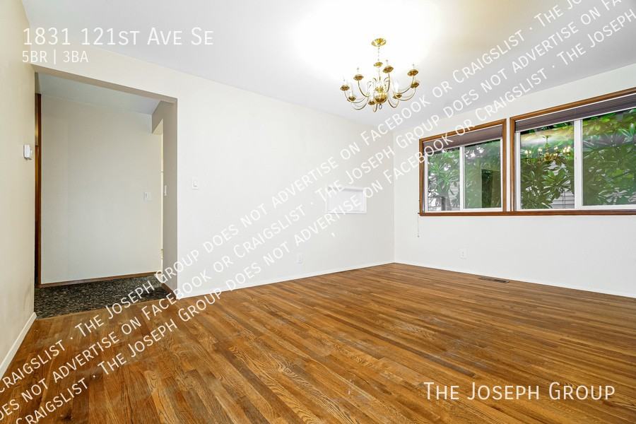 1831 121st Ave Se - Photo 6 of 32