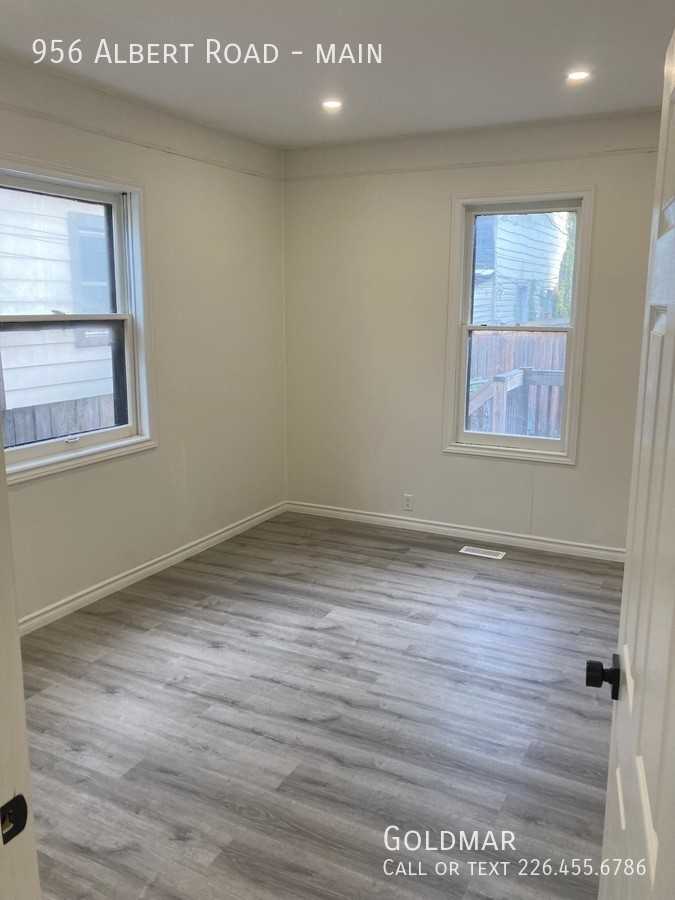 956 Albert Rd #MAIN - Photo 5 of 14