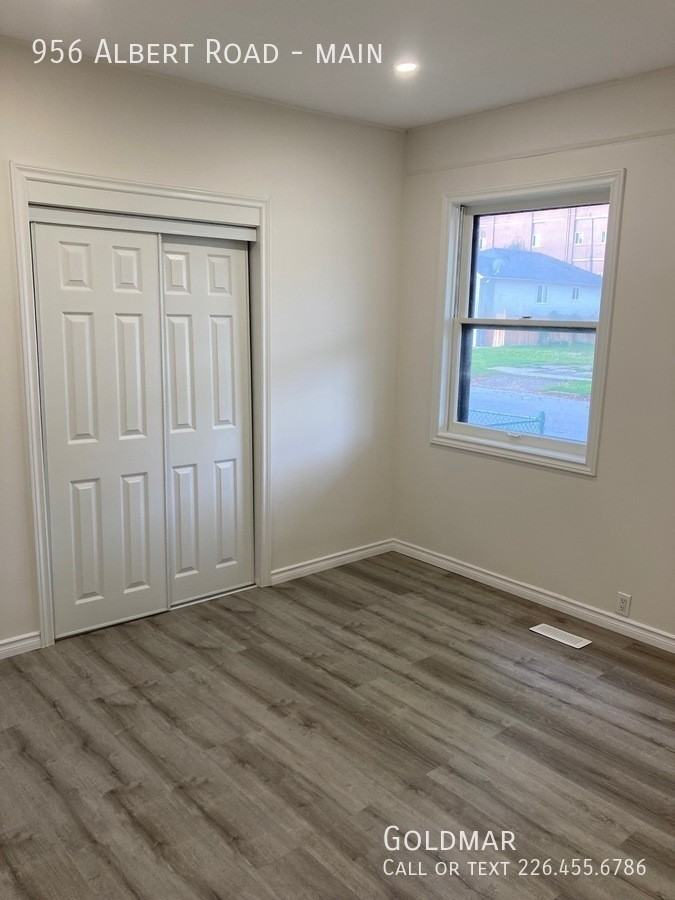 956 Albert Rd #MAIN - Photo 6 of 14