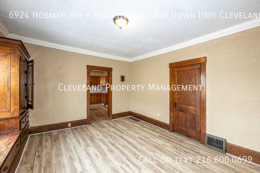 6924 Hosmer Ave - Photo 7 of 16