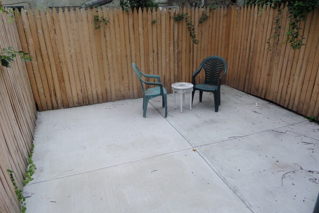 1031 S Dorrance St - Photo 4 of 8