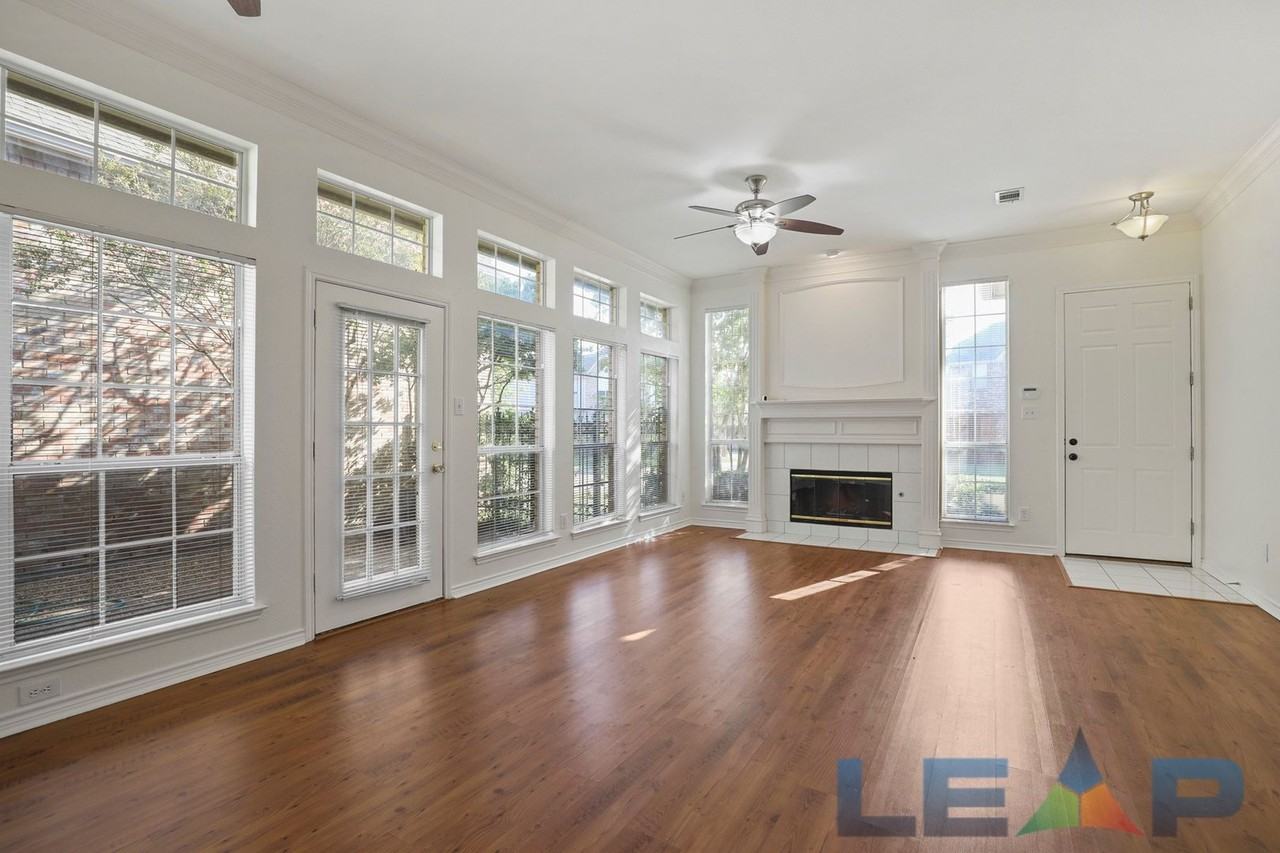 8704 Moss Hill Rd - Photo 5 of 24