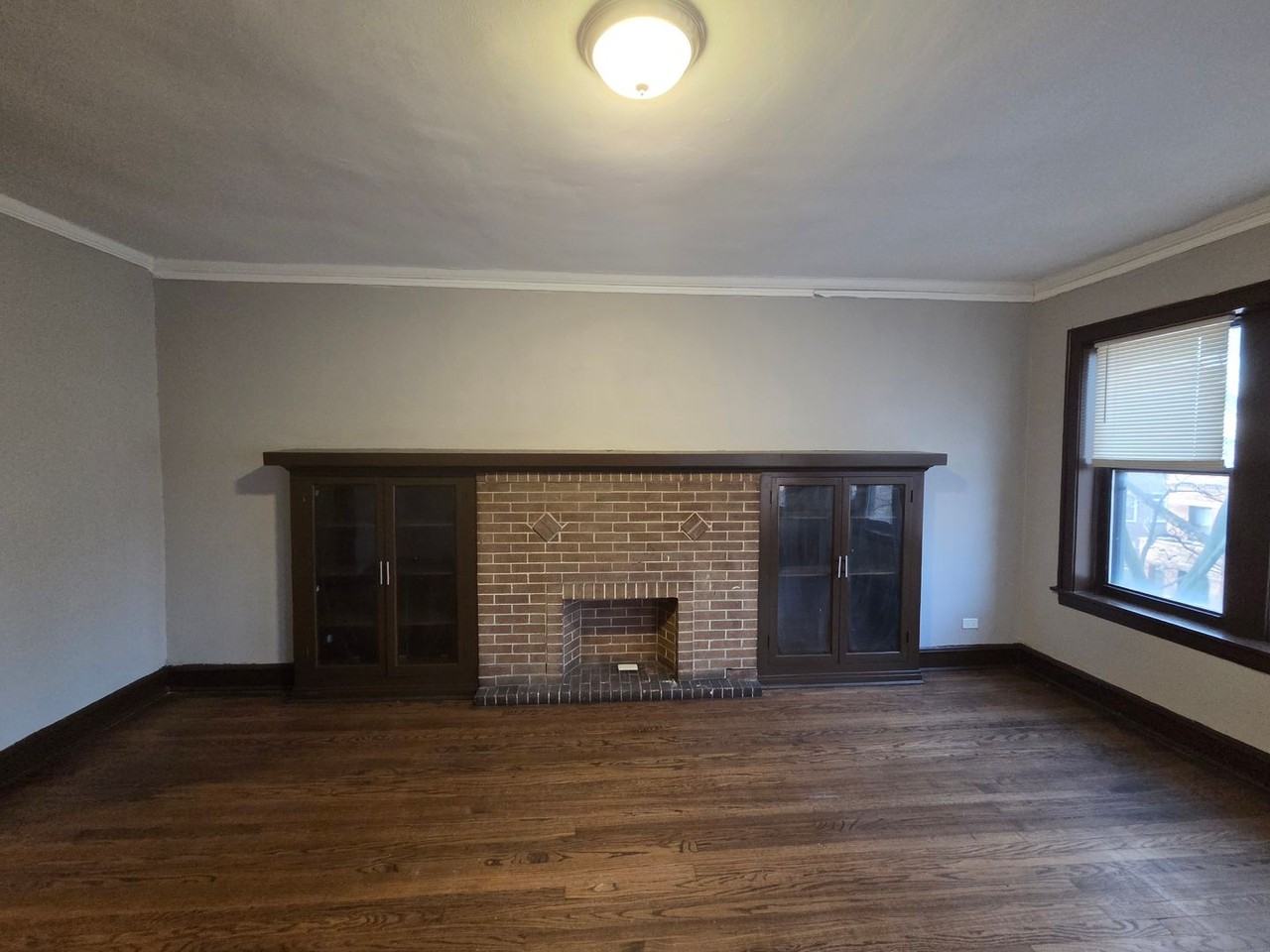 1459-1461 East 69th Place - Photo 2 of 9