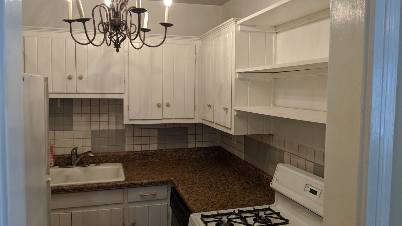 1360 North Ave - Photo 6 of 26