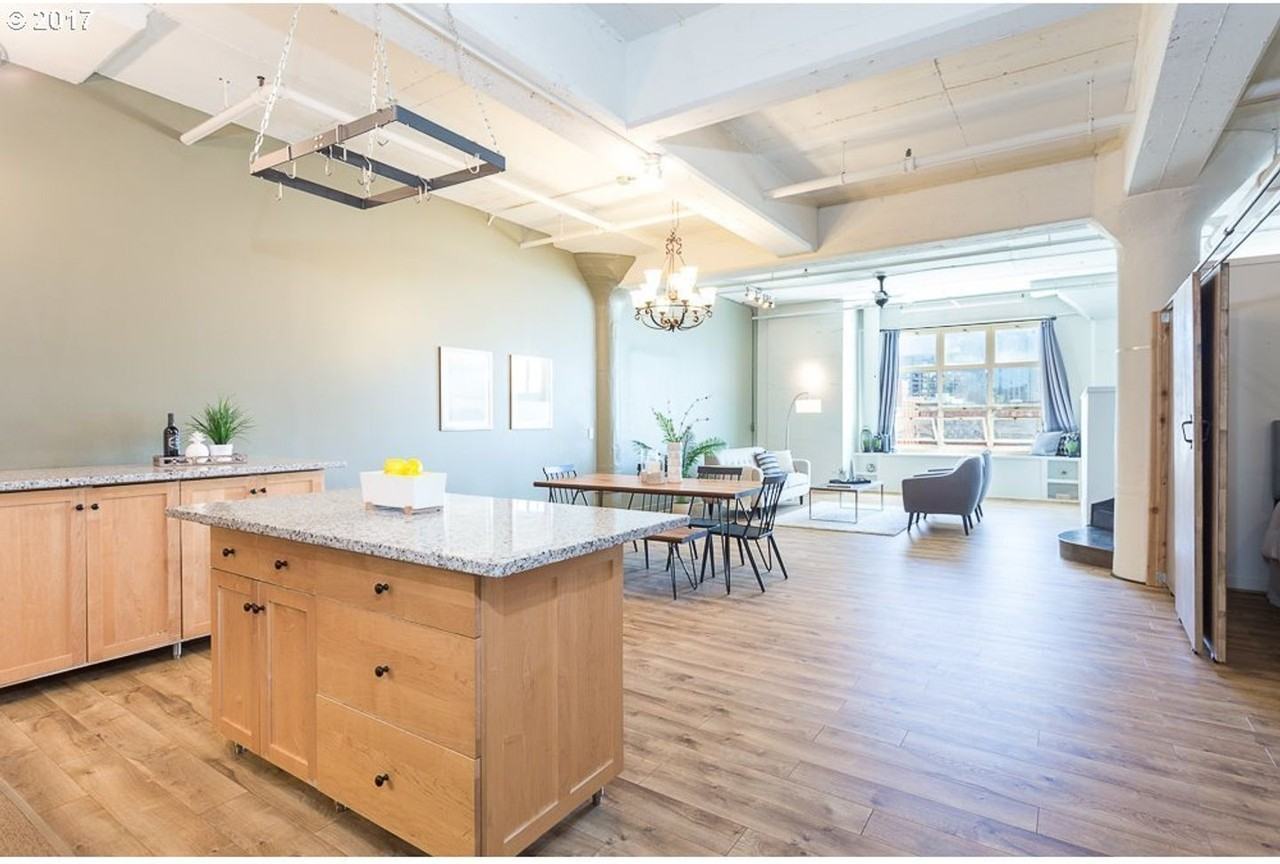 1314 Nw Irving St #604 - Photo 4 of 27