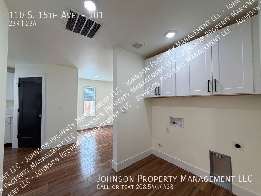 110 S 15th Ave #101 - Photo 6 of 13