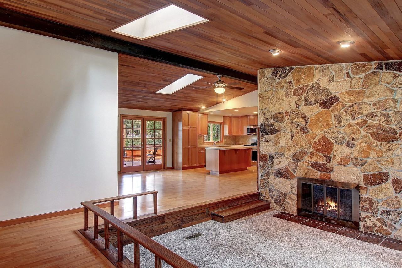 4411 169th St Se - Photo 4 of 29