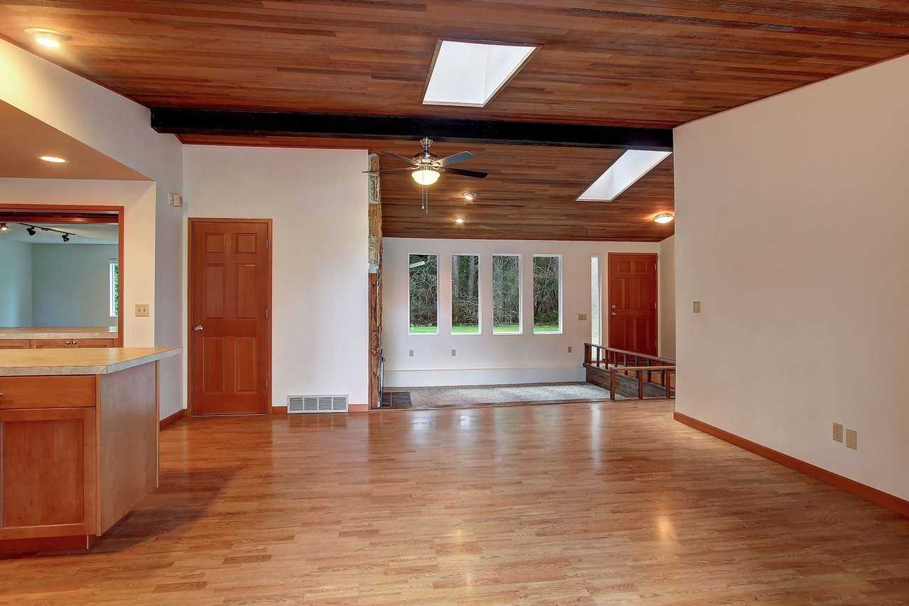 4411 169th St Se - Photo 6 of 29