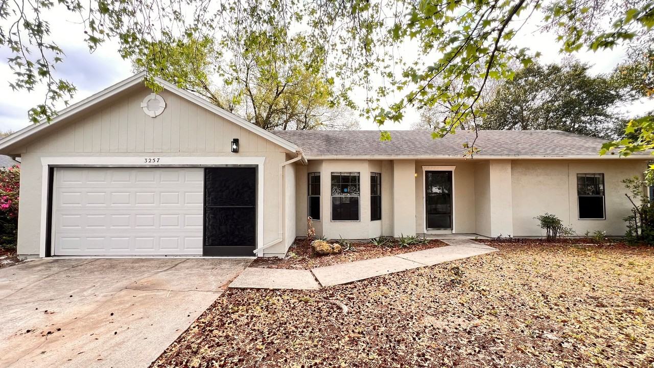 3257 Dudley Dr - Photo 3 of 30