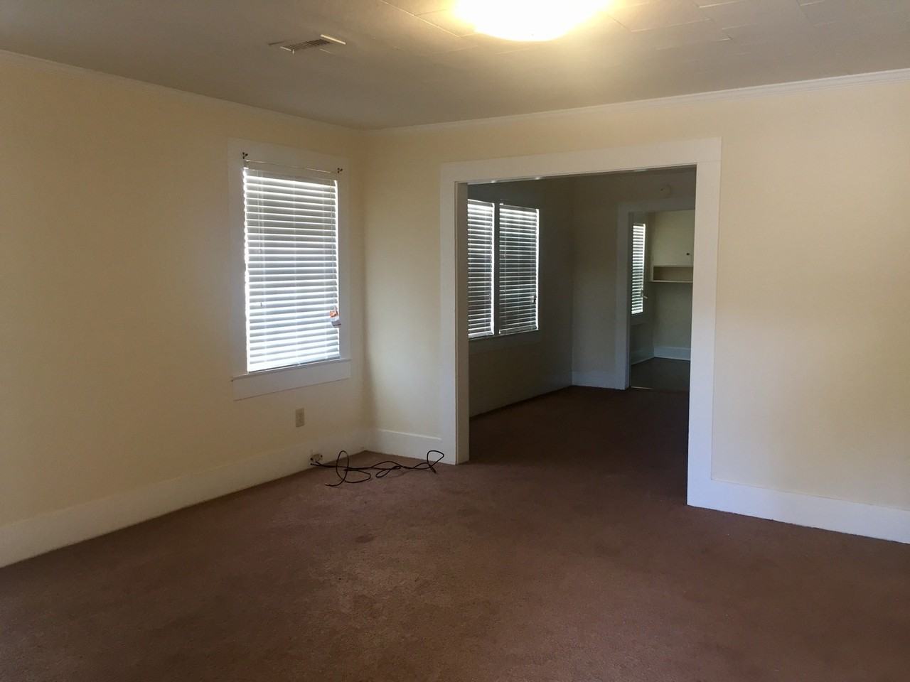 816 Park St - Photo 2 of 15