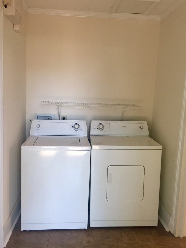 816 Park St - Photo 7 of 15