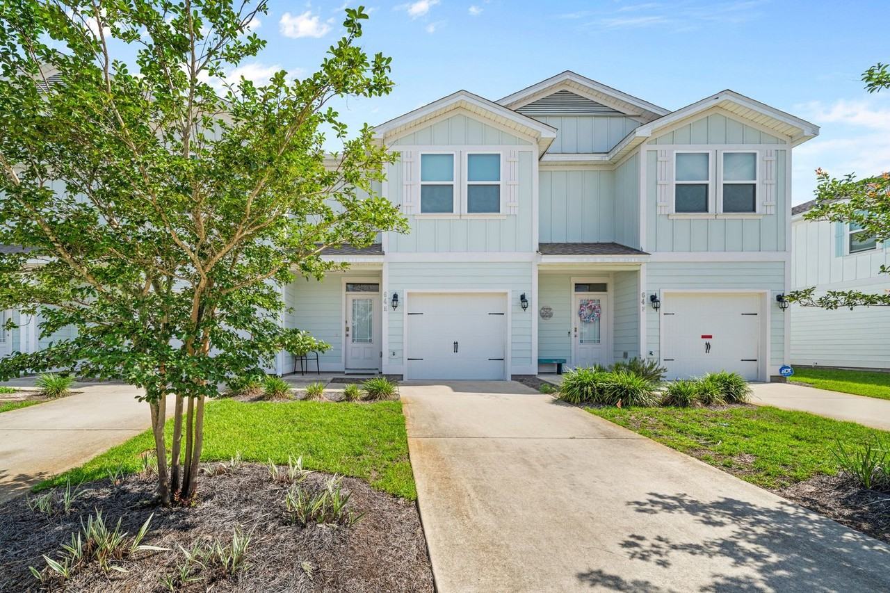 64 Crossing Ln #E - Photo 3 of 25