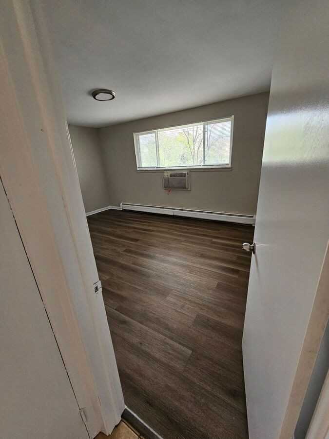 317 N Harvard Ave #1G - Photo 4 of 7