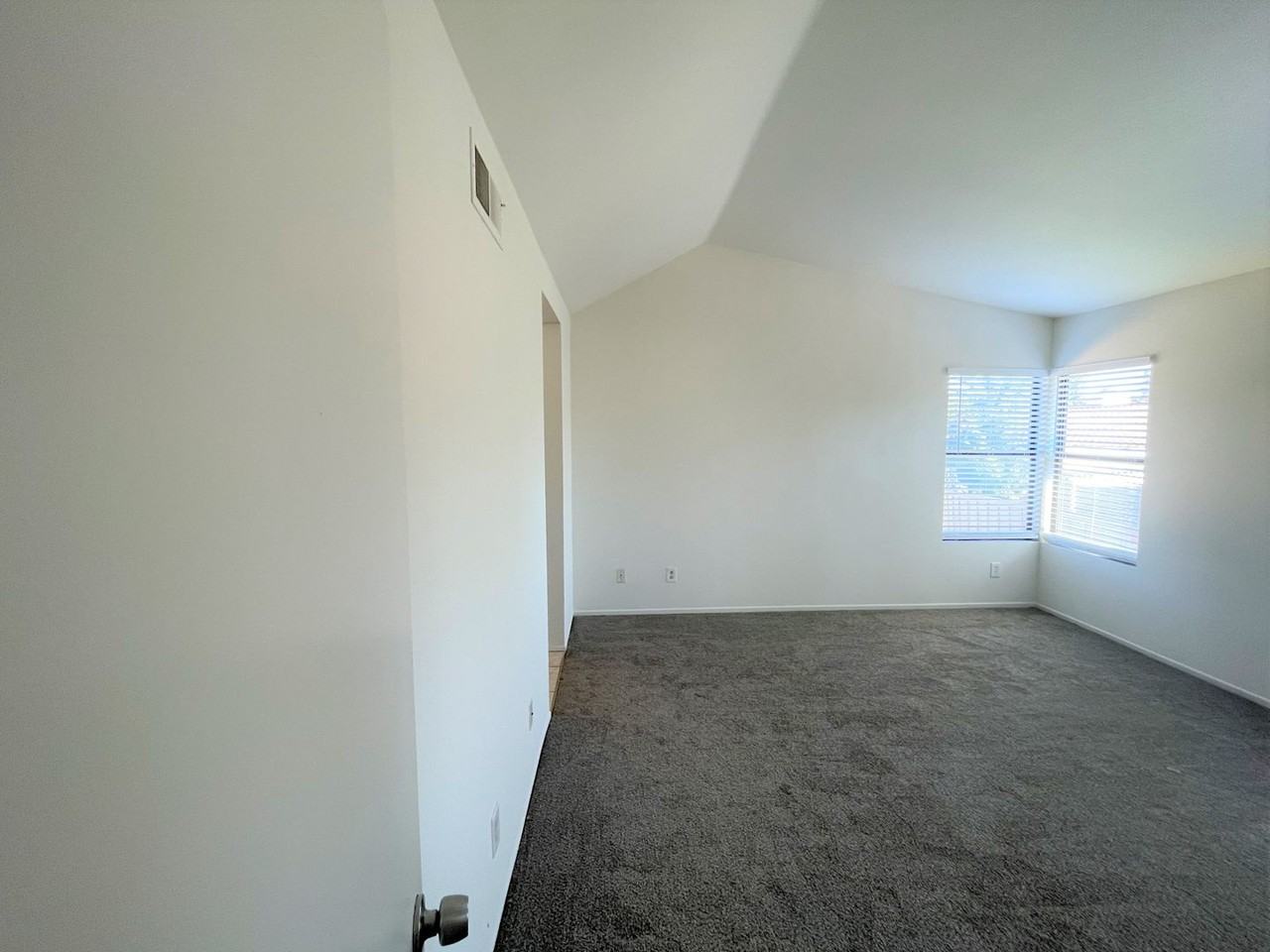 10665 Stanwell Pl - Photo 6 of 13