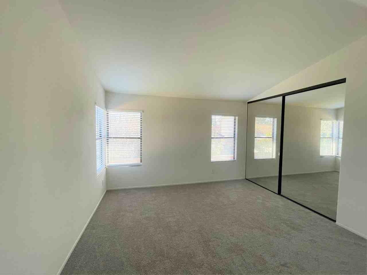 10665 Stanwell Pl - Photo 7 of 13