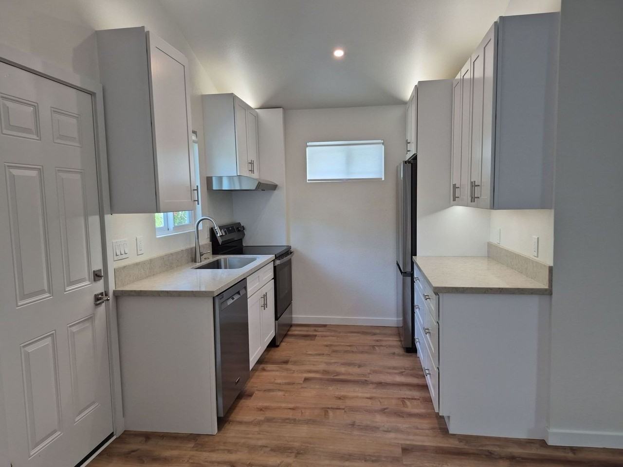 1689 S Alaniu Pl - Photo 4 of 10